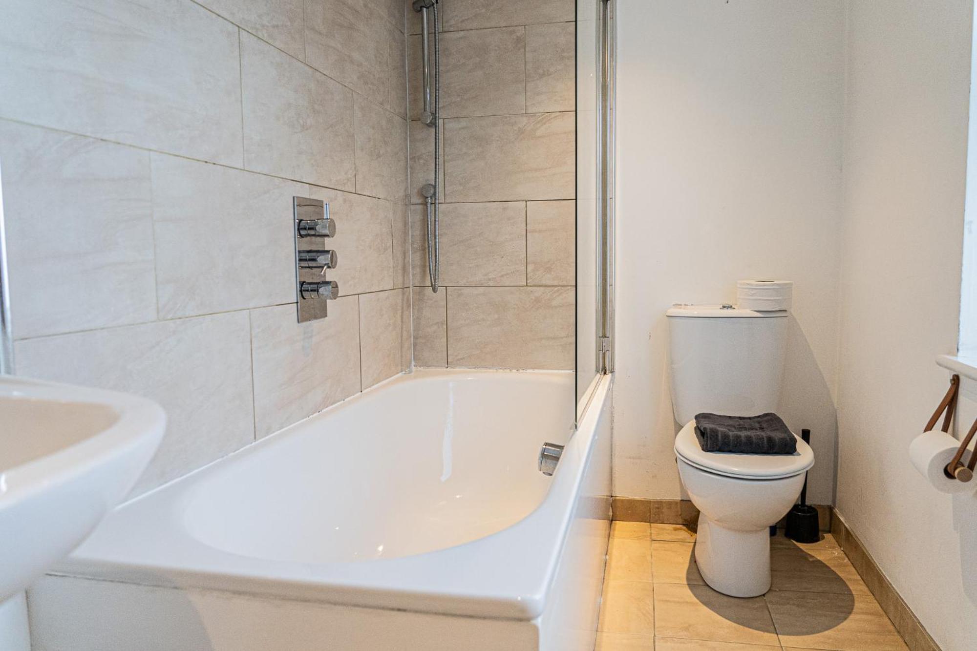Hackney Central Houseshare لندن المظهر الخارجي الصورة